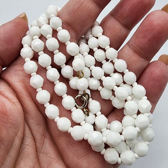Mid Century Milk Glass Faceted Bead Necklace 31" Wear Long or Doubled as Choker - Picture 5 of 6
